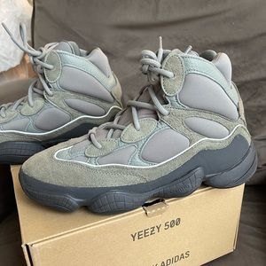 Yeezy Boost 500